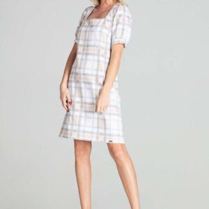 Prosta Sukienka z Kwadratowym Dekoltem - Wzór 111